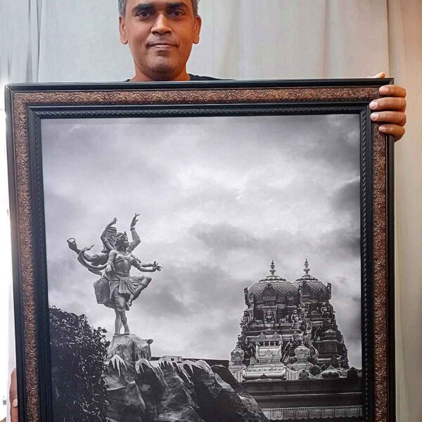 Customized canvas printing with vintage frame in Coimbatore
