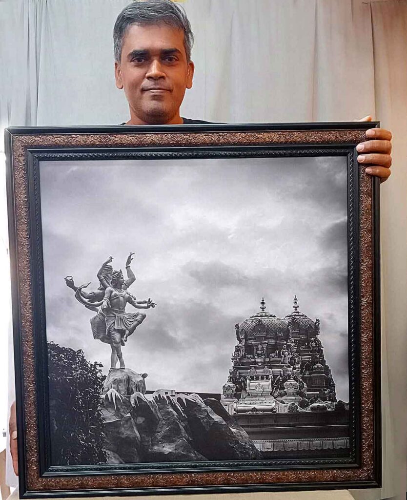 Customized canvas printing with vintage frame in Coimbatore