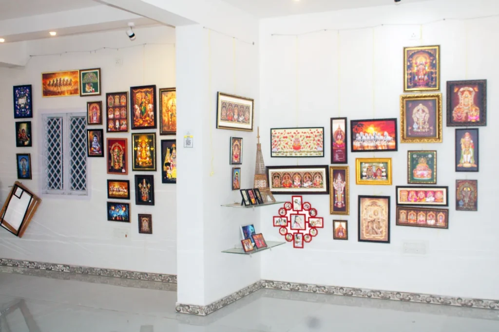 photo-frame-showroom-vellalore-coimbatore